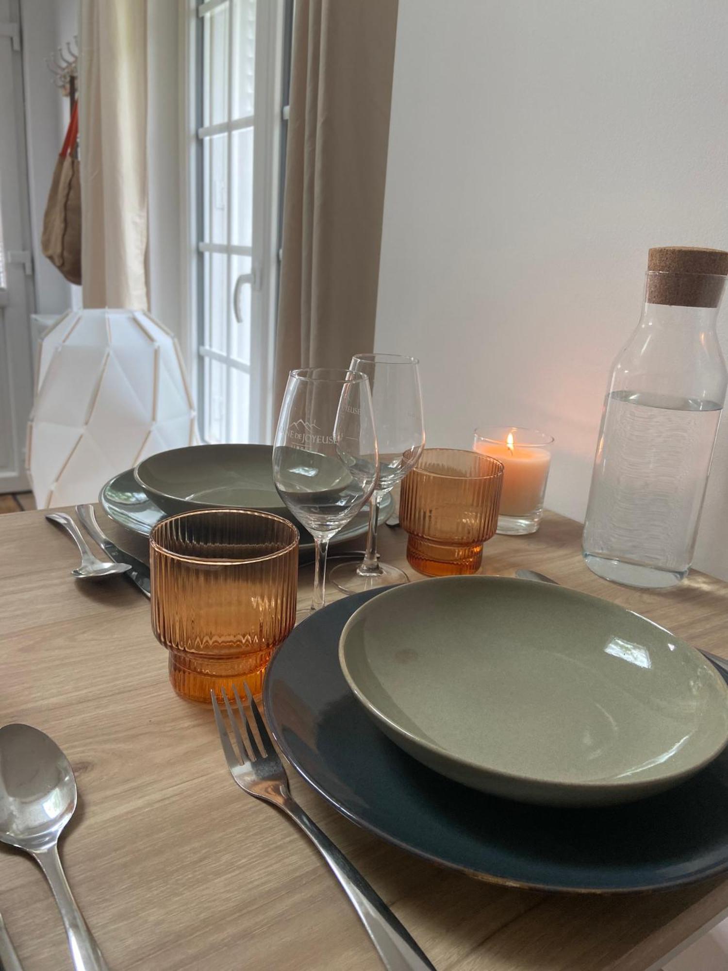 La Petite Maison Falaise  Extérieur photo